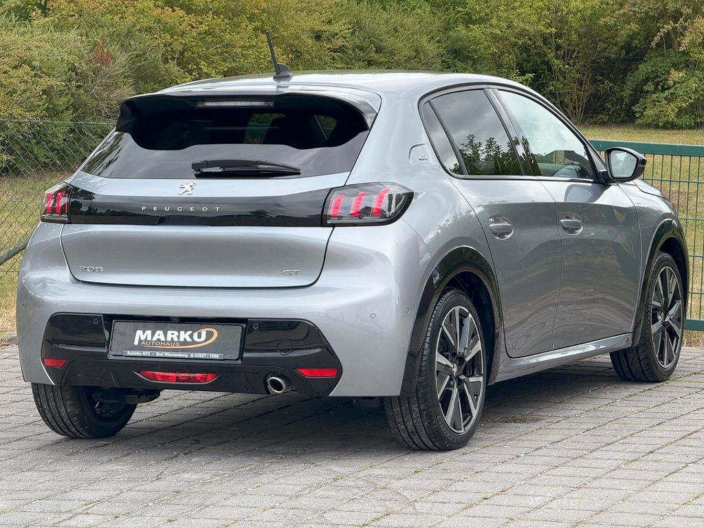 Peugeot 208 2021