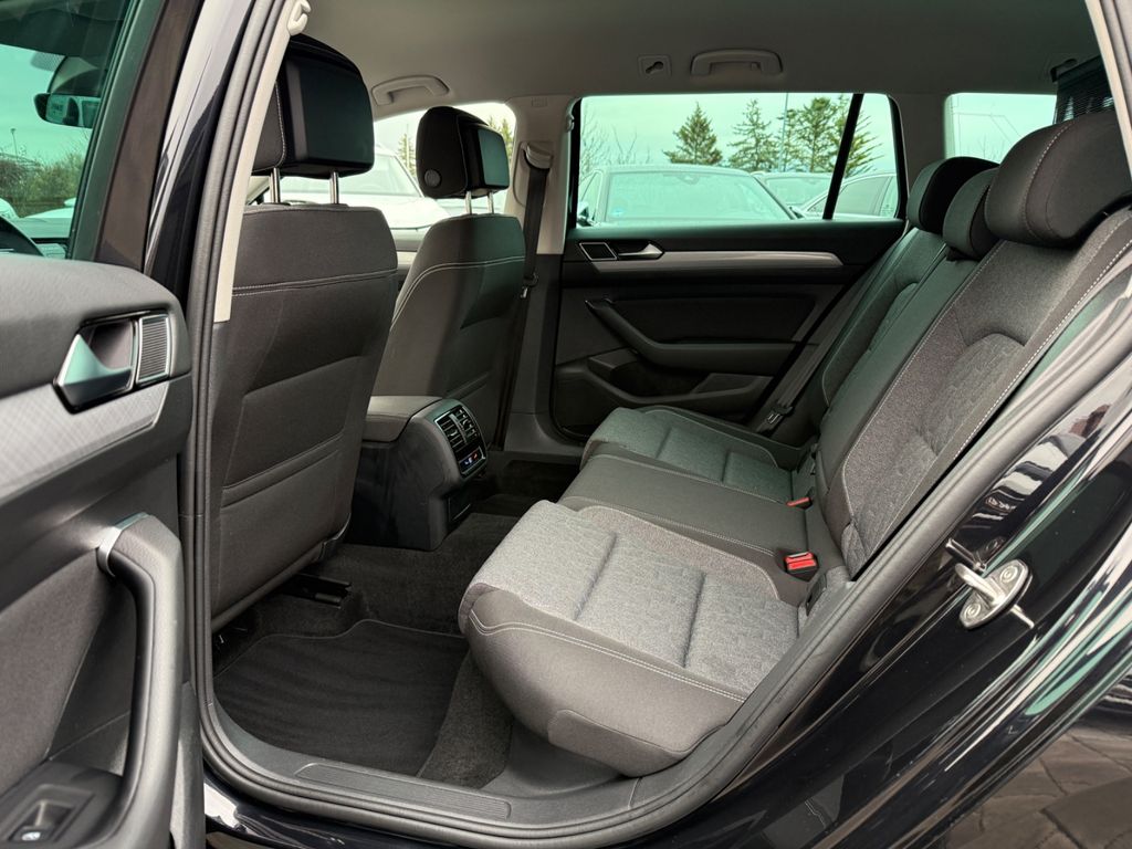 VW Passat Variant 2022