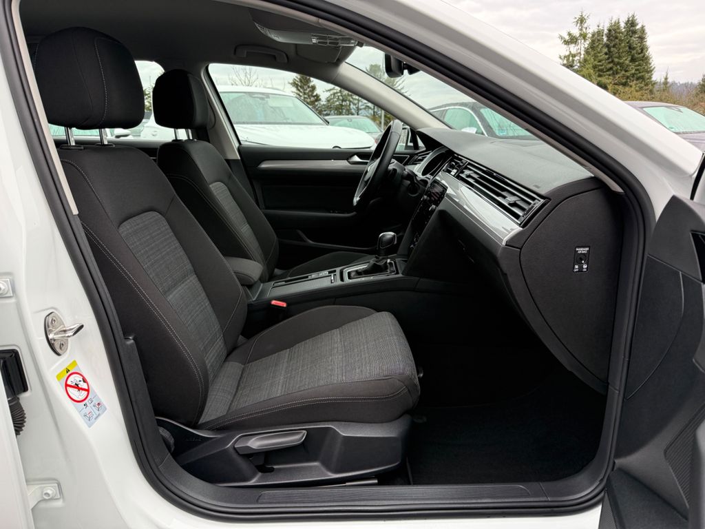 VW Passat Variant 2021