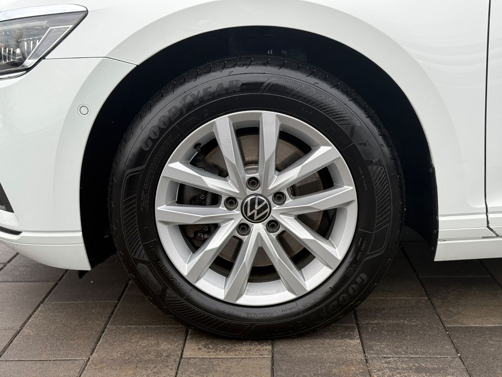 VW Passat Variant 2021