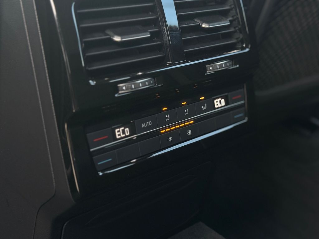 VW Touareg 2025