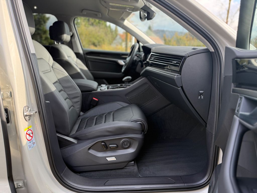 VW Touareg 2025