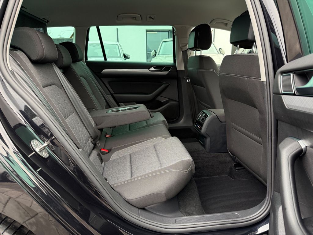 VW Passat Variant 2022