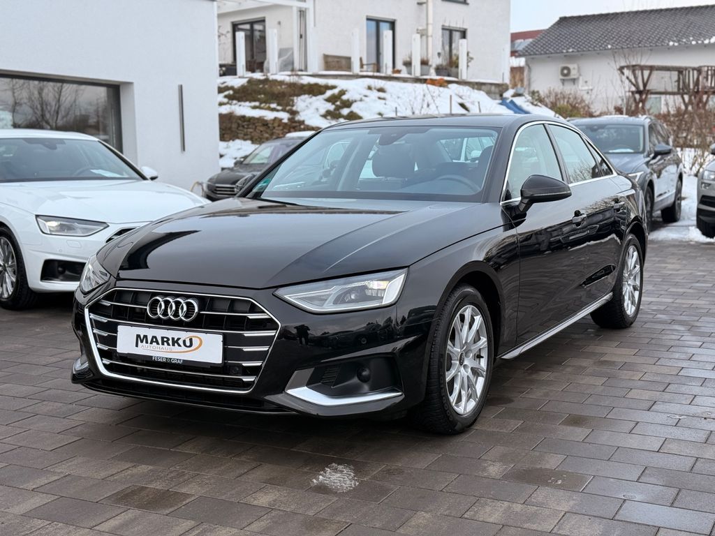 AUDI A4 2022