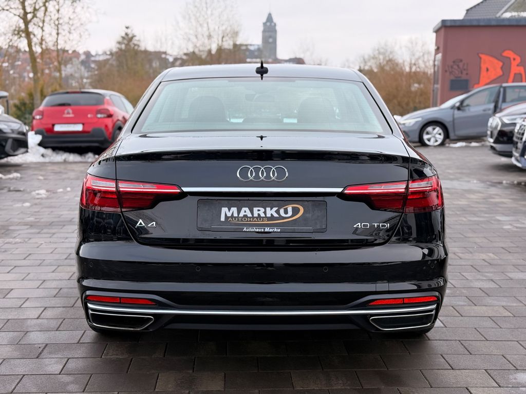 AUDI A4 2022
