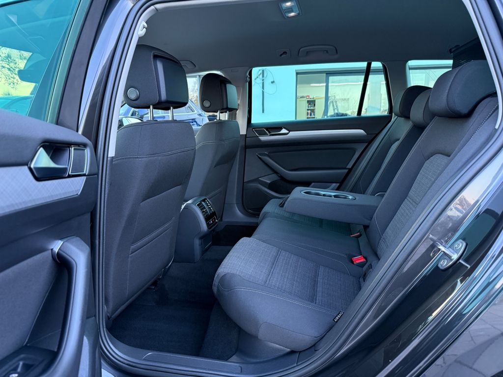 VW Passat Variant 2022