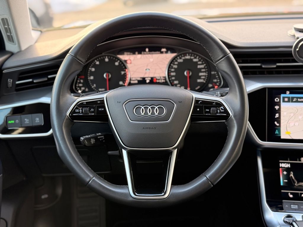 AUDI A6 2022