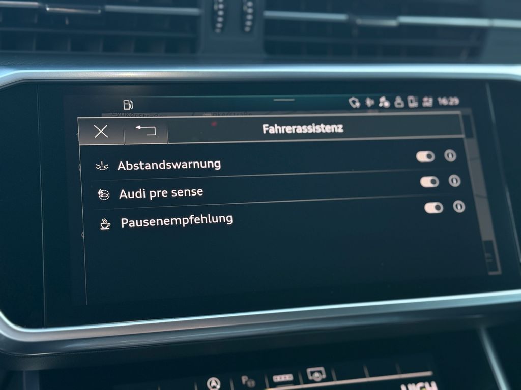 AUDI A6 2022