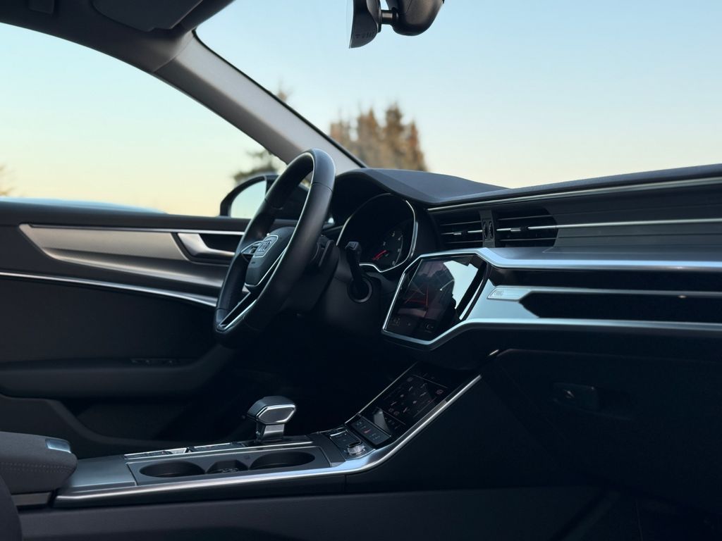 AUDI A6 2022