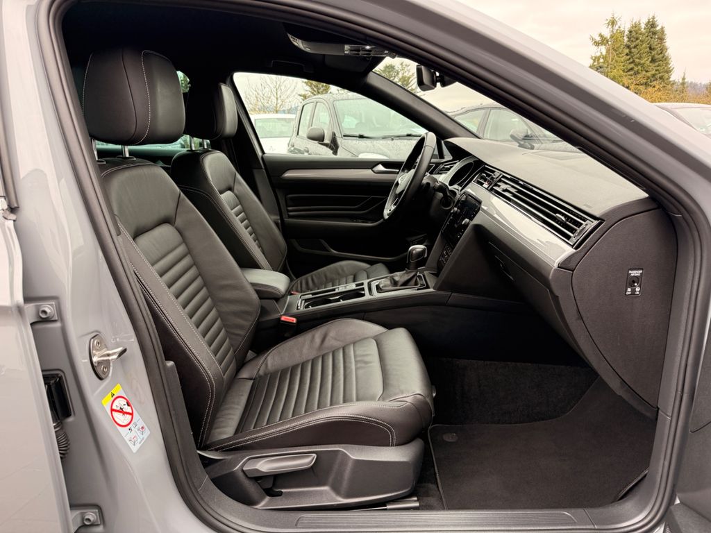 VW Passat Variant 2022