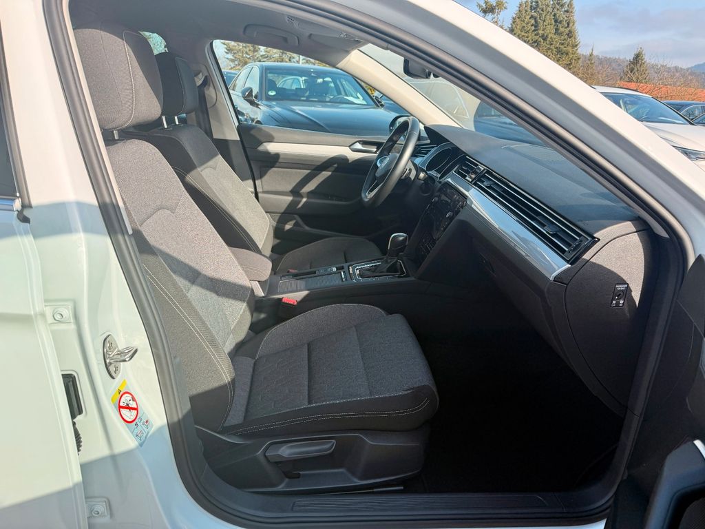 VW Passat Variant 2022