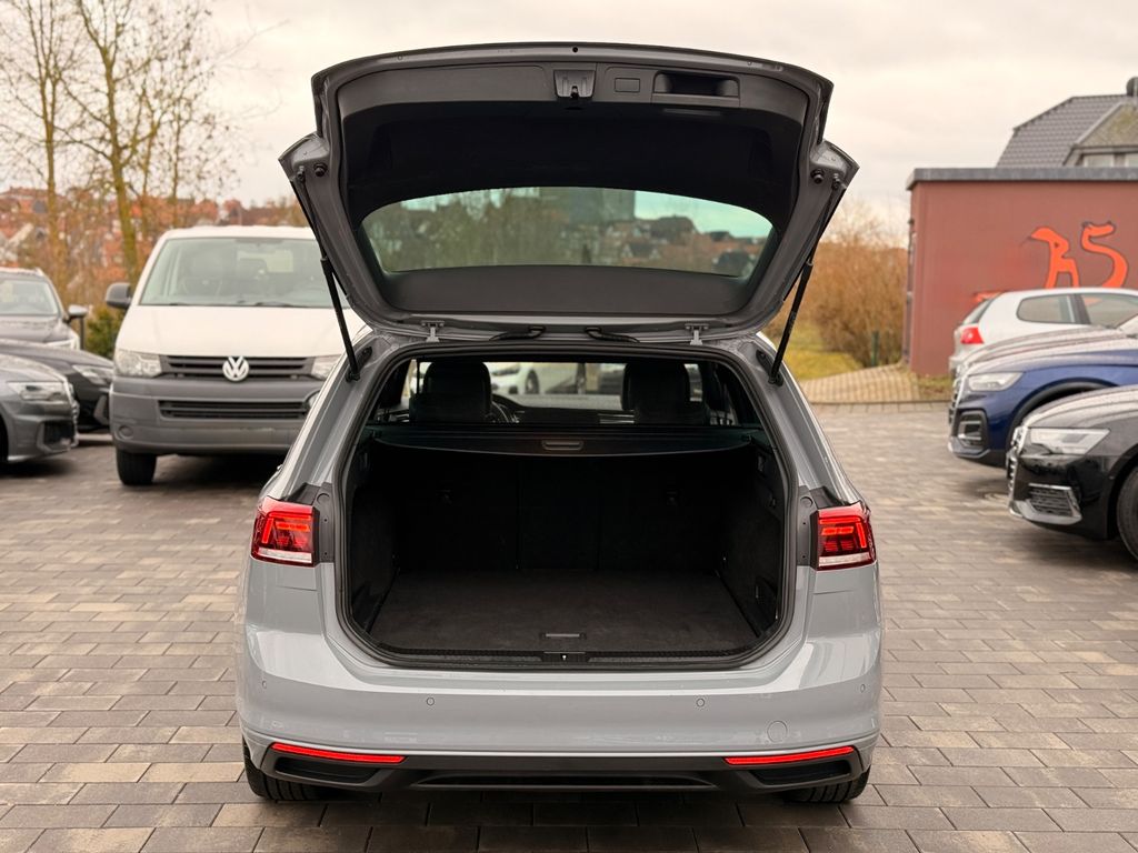 VW Passat Variant 2022