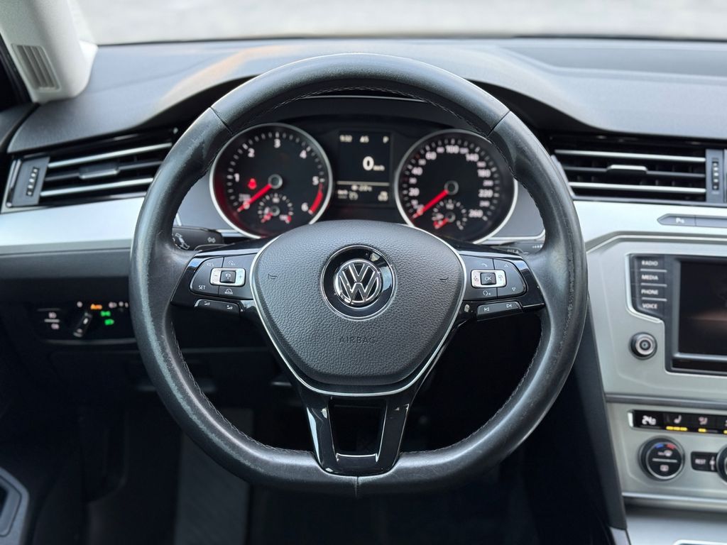 VW Passat Variant 2015