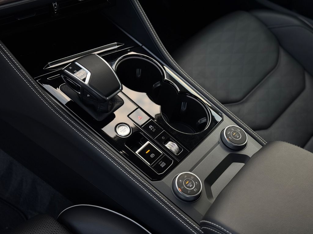 VW Touareg 2024