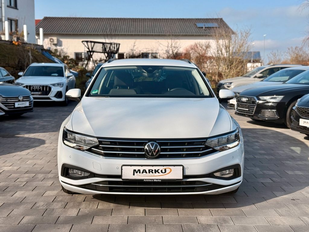 VW Passat Variant 2022