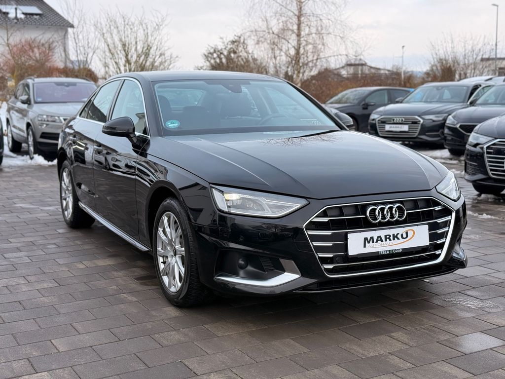 AUDI A4 2022
