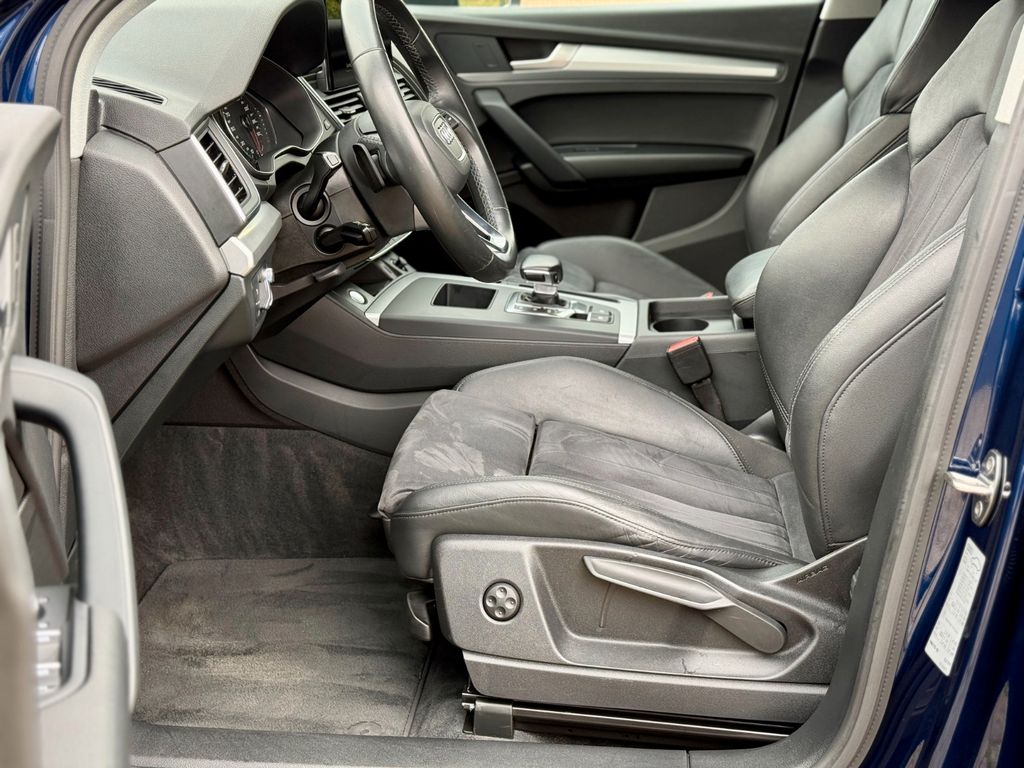 AUDI Q5 2022