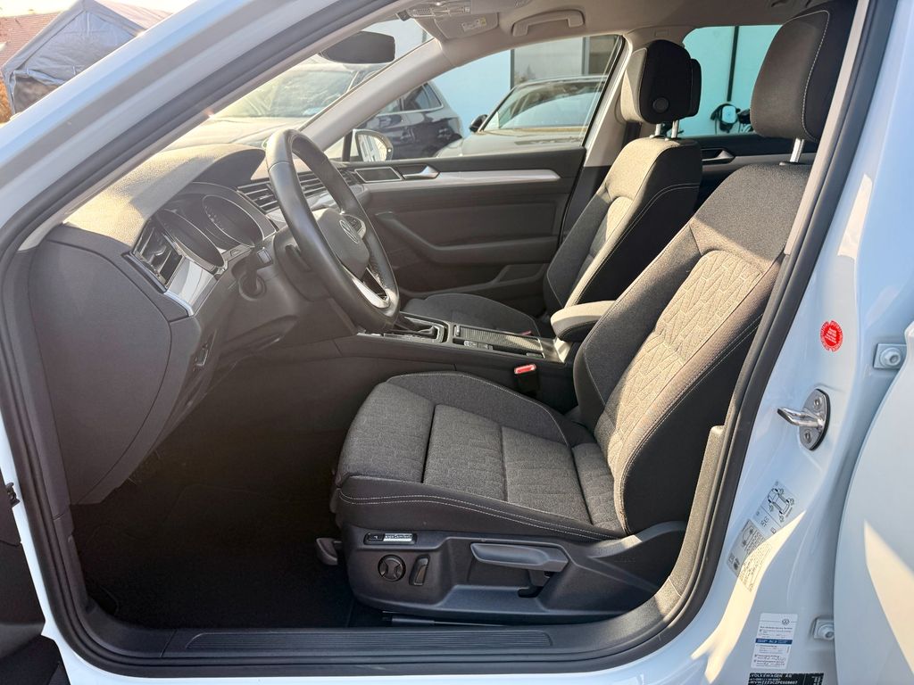 VW Passat Variant 2022