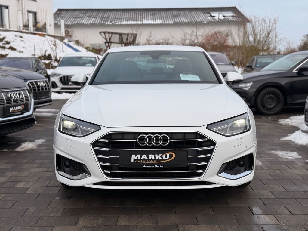 AUDI A4 2022
