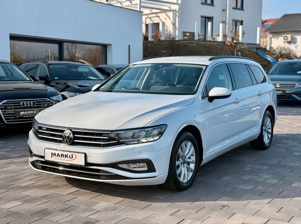 VW Passat Variant 2022