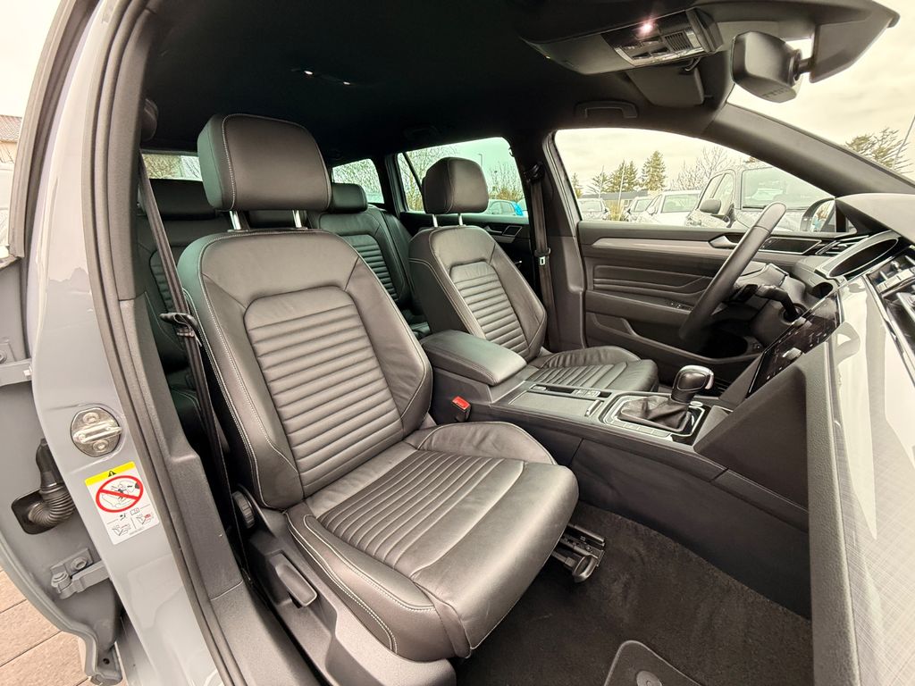 VW Passat Variant 2022