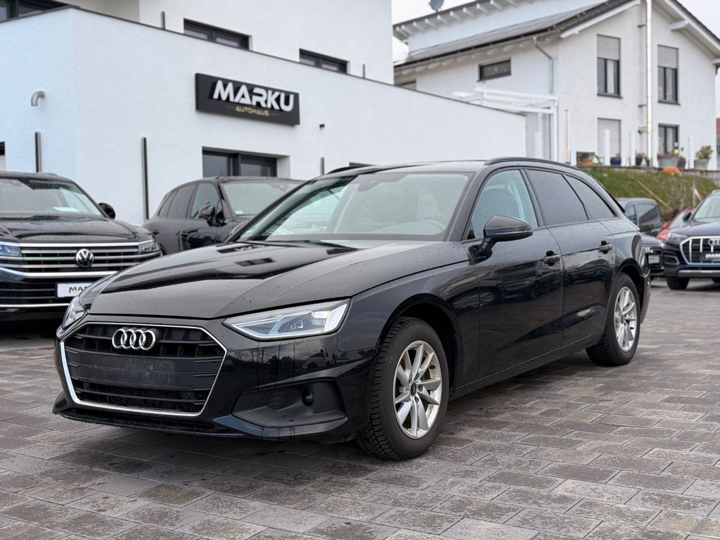 AUDI A4 2023
