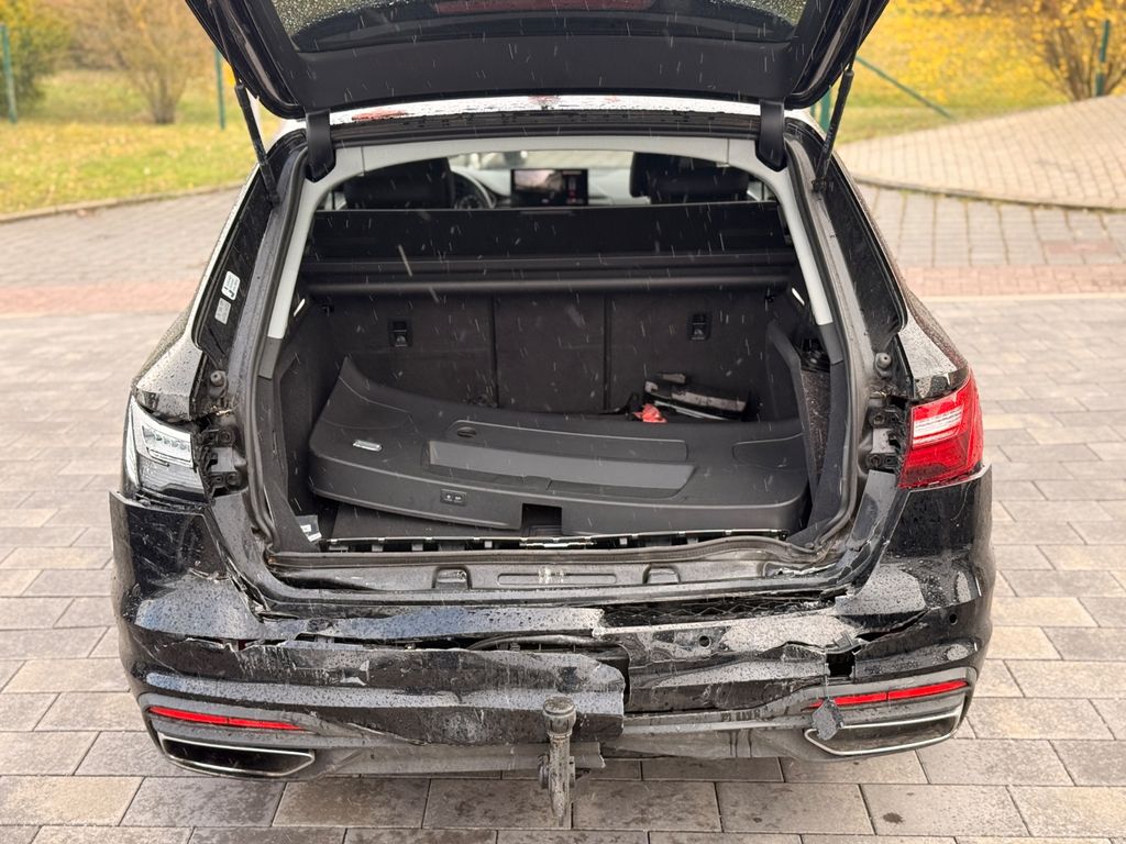 AUDI A4 2023
