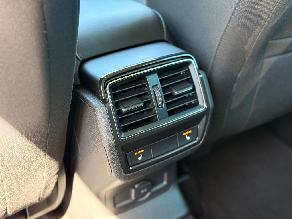 SKODA Karoq 2023