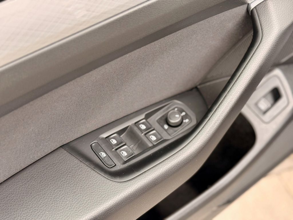 VW Passat Variant 2023