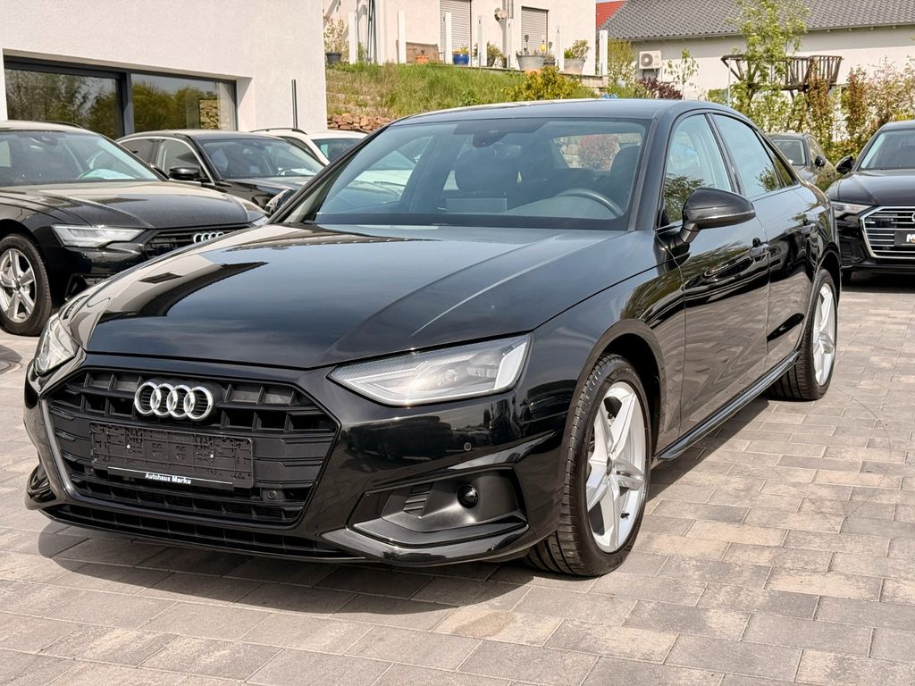 AUDI A4 2022