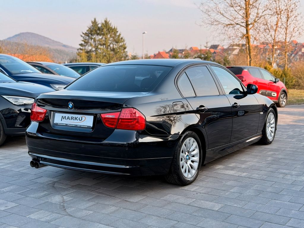 BMW 318 2008