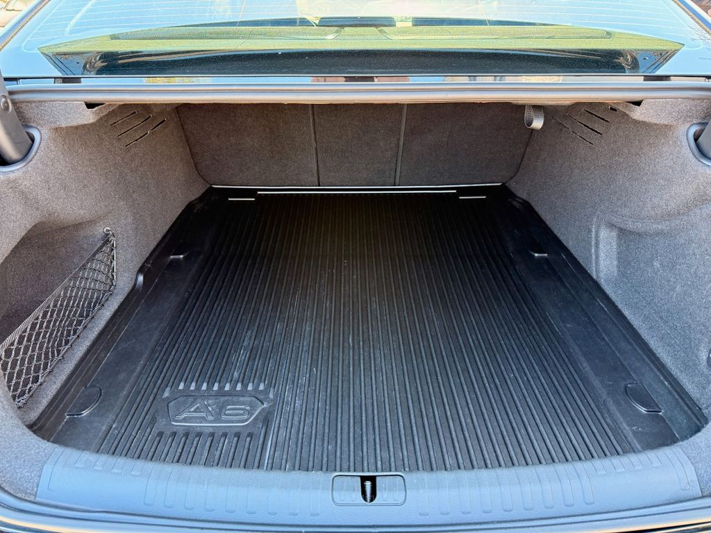AUDI A6 2022