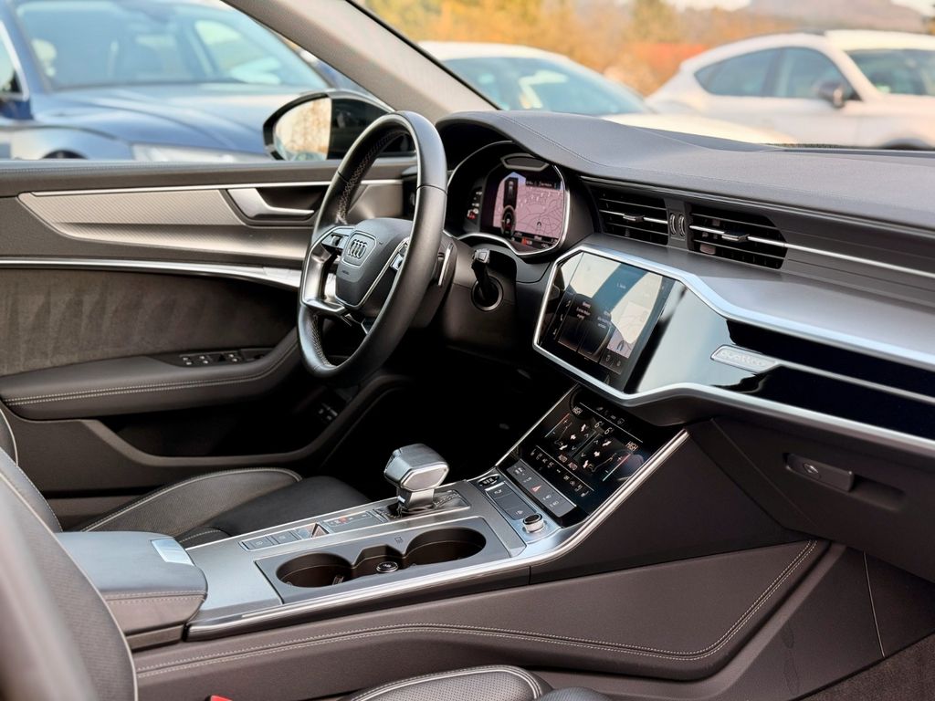 AUDI A6 2022