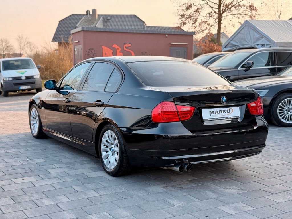 BMW 318 2008