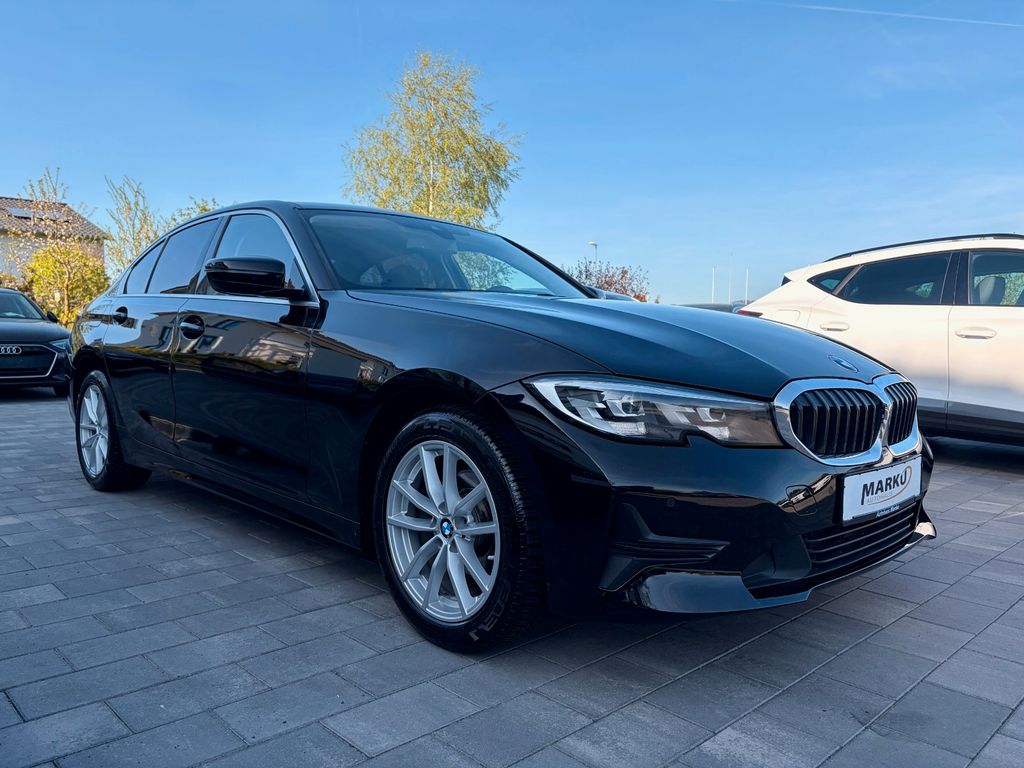 BMW 318 2019