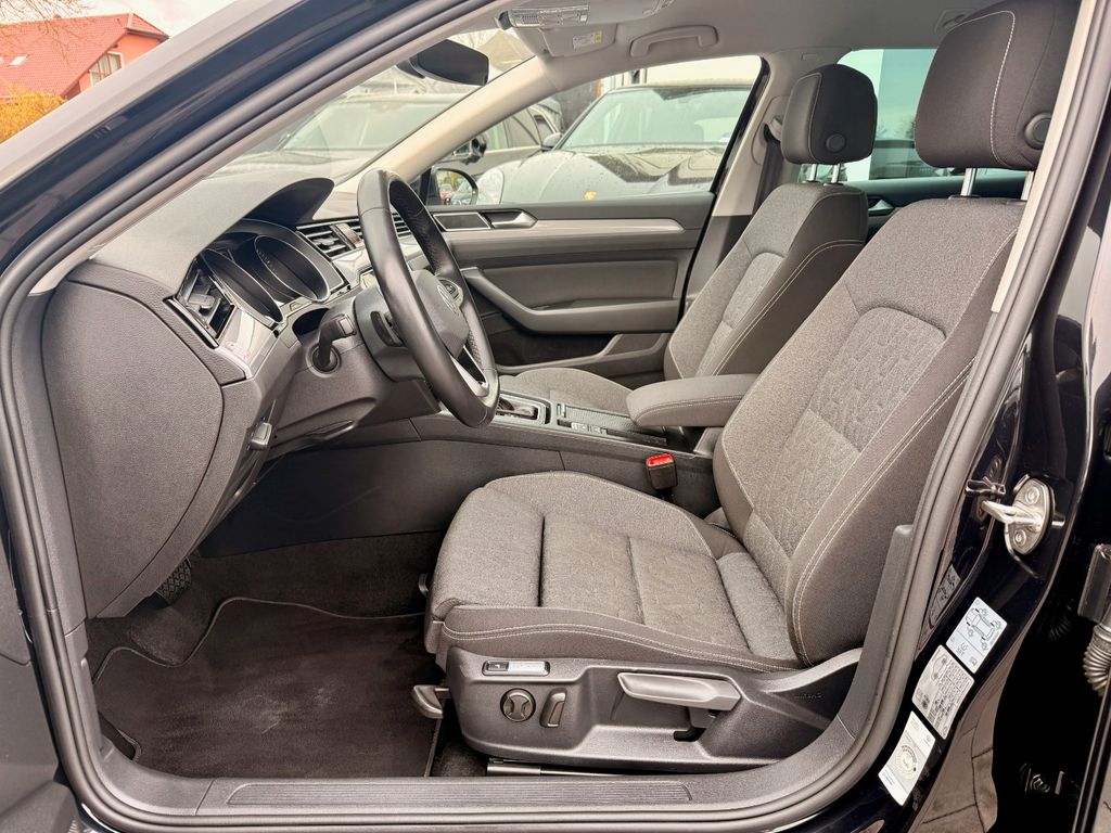 VW Passat Variant 2023