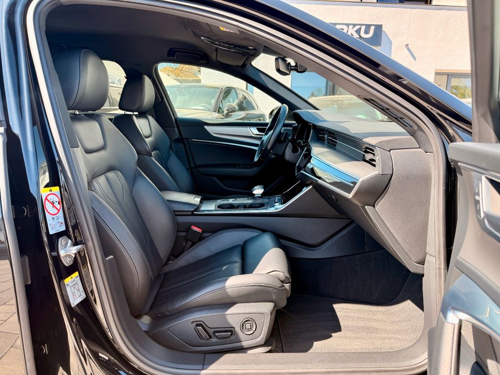 AUDI A6 2023