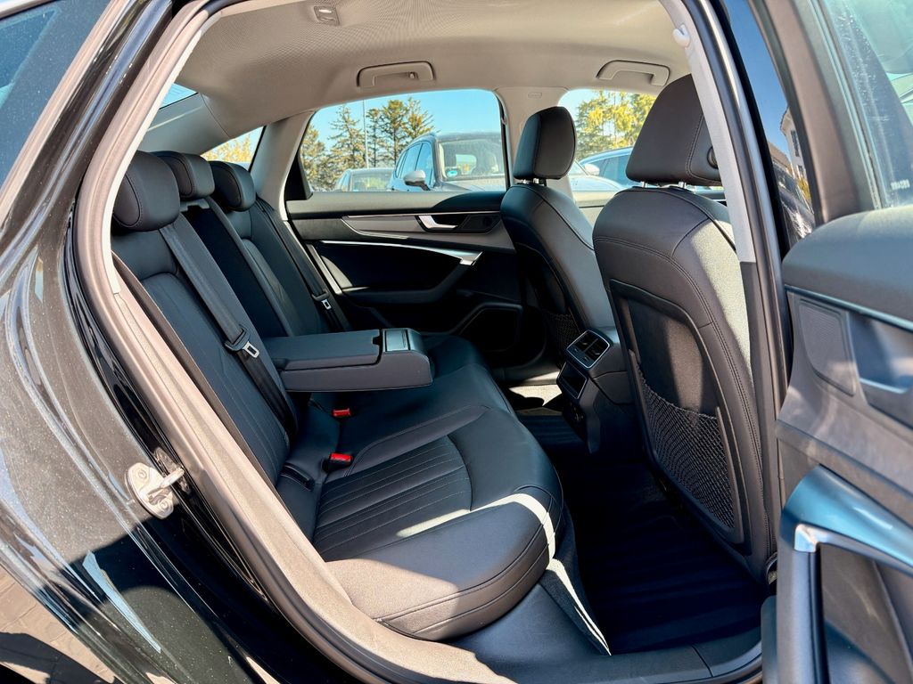AUDI A6 2022