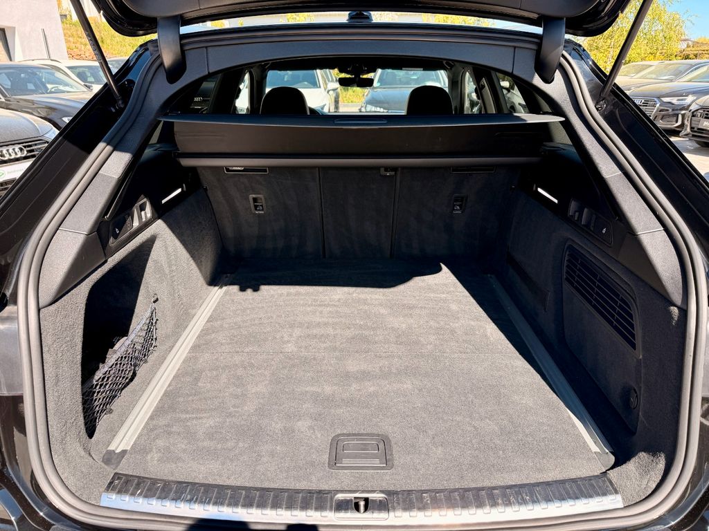 AUDI A6 2023