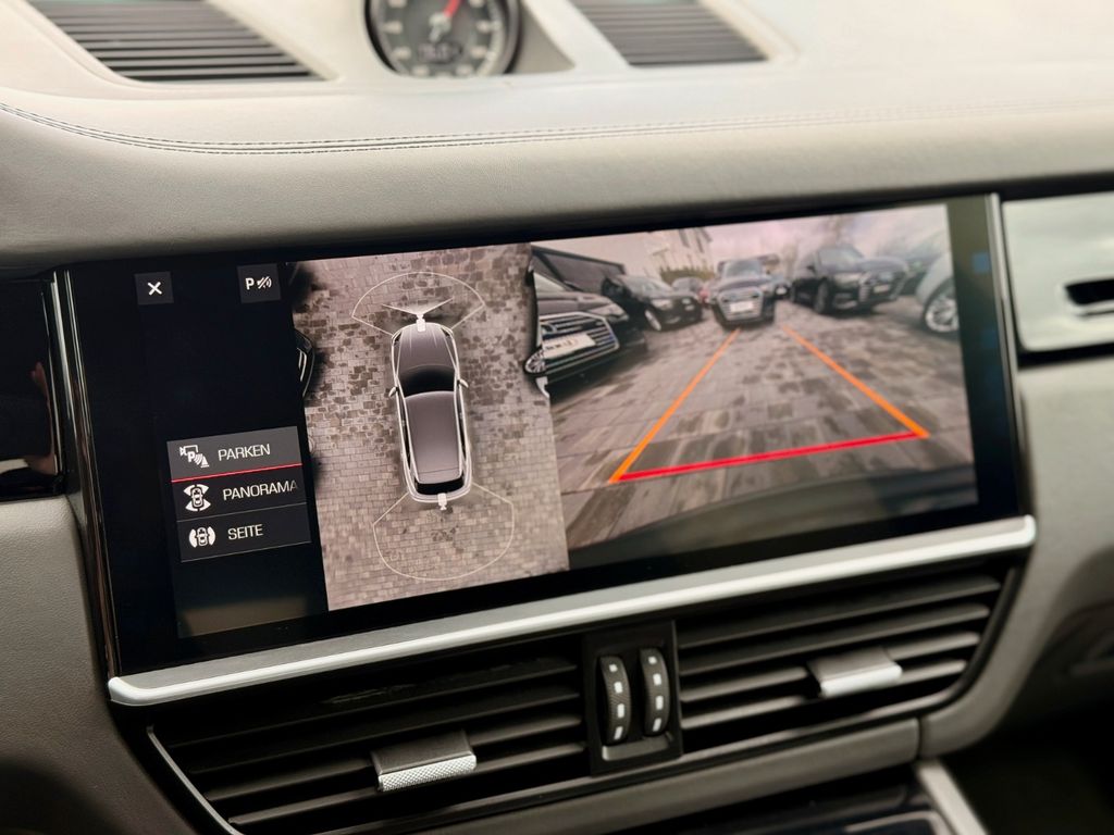 PORSCHE Cayenne 2018