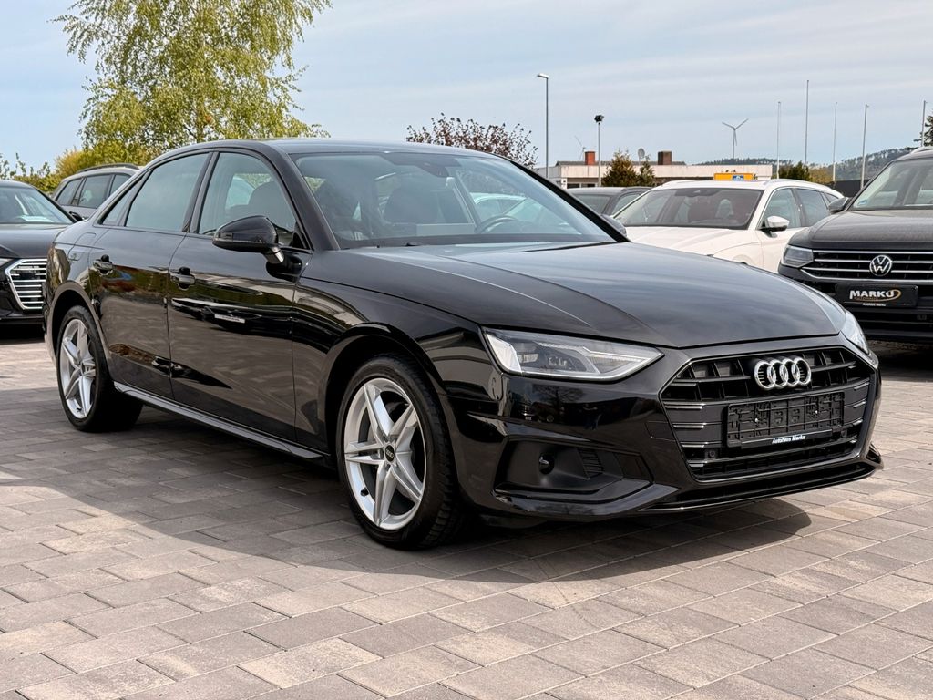AUDI A4 2022