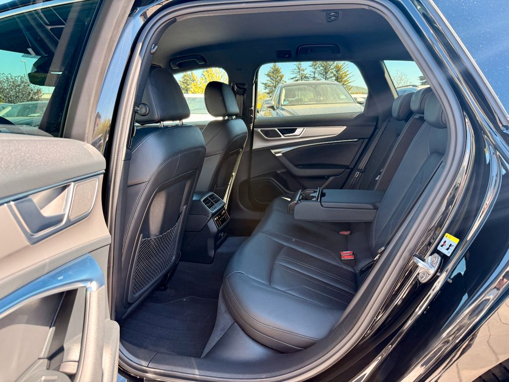 AUDI A6 2023