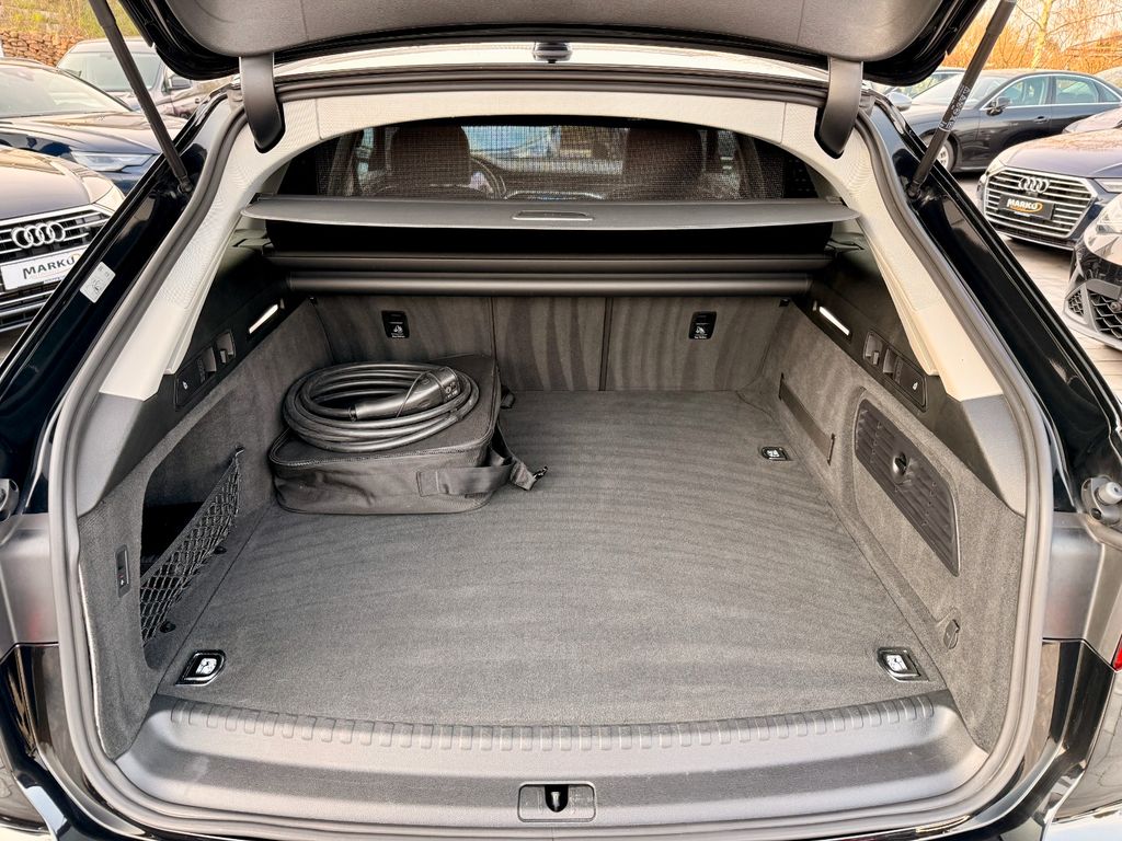 AUDI A6 2022