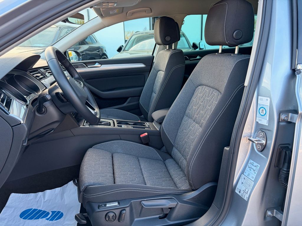 VW Passat Variant 2023