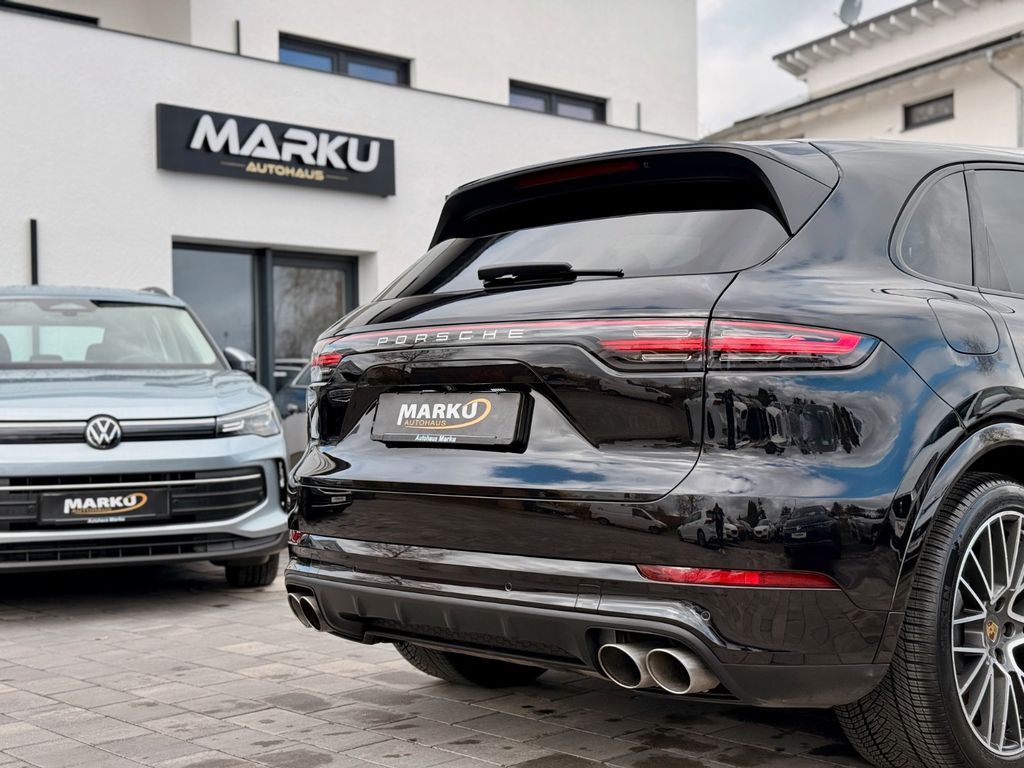PORSCHE Cayenne 2018