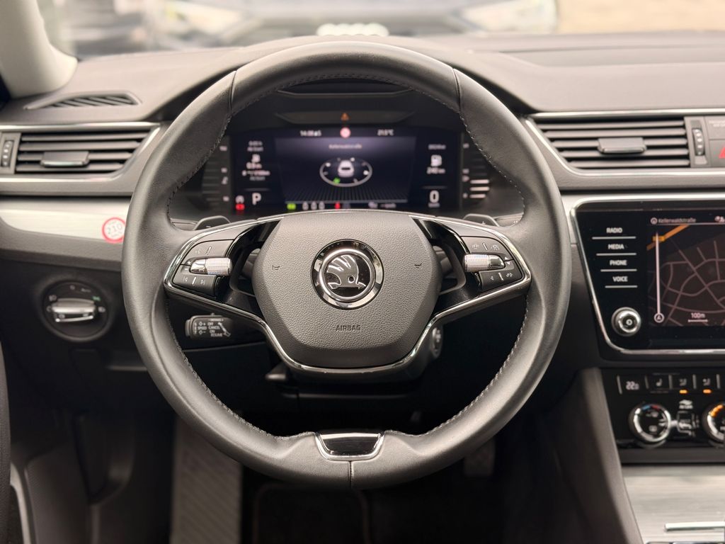 SKODA Superb 2023