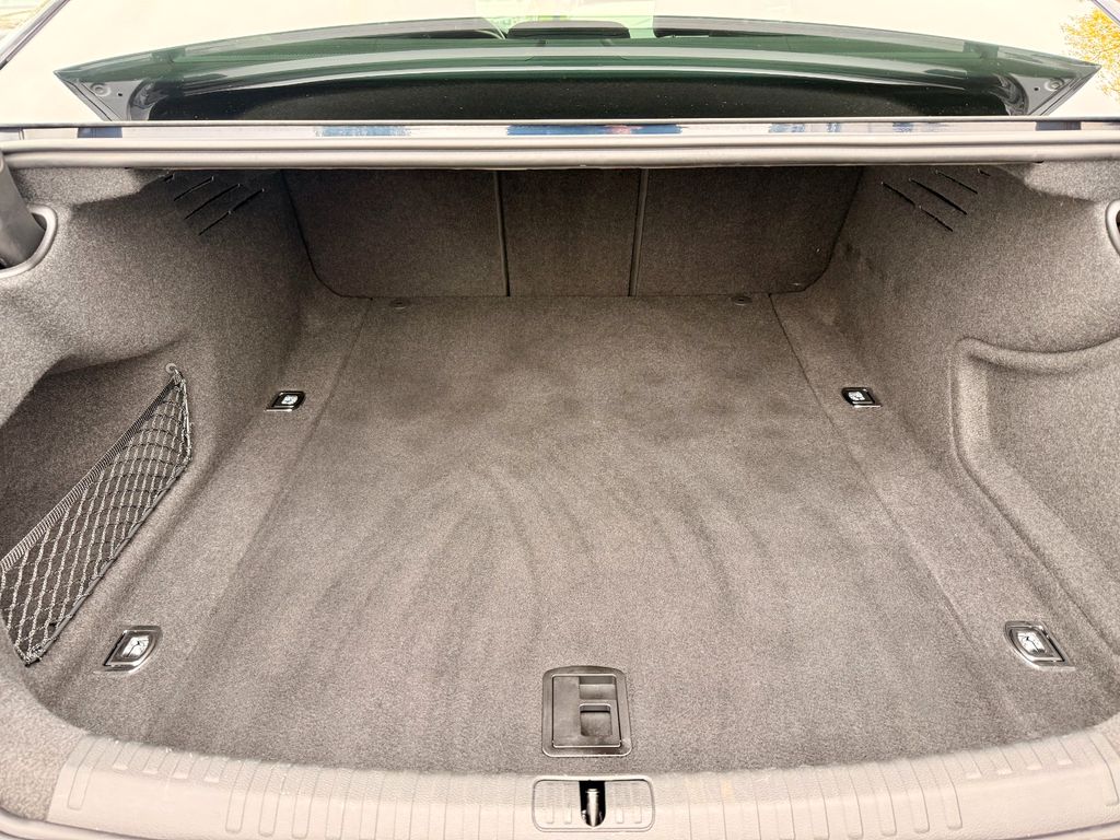AUDI A6 2023