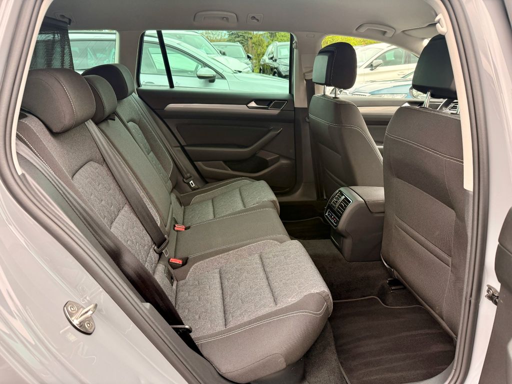 VW Passat Variant 2023