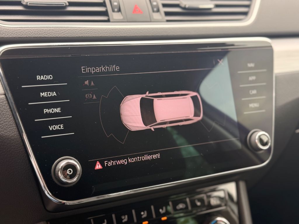 SKODA Superb 2023