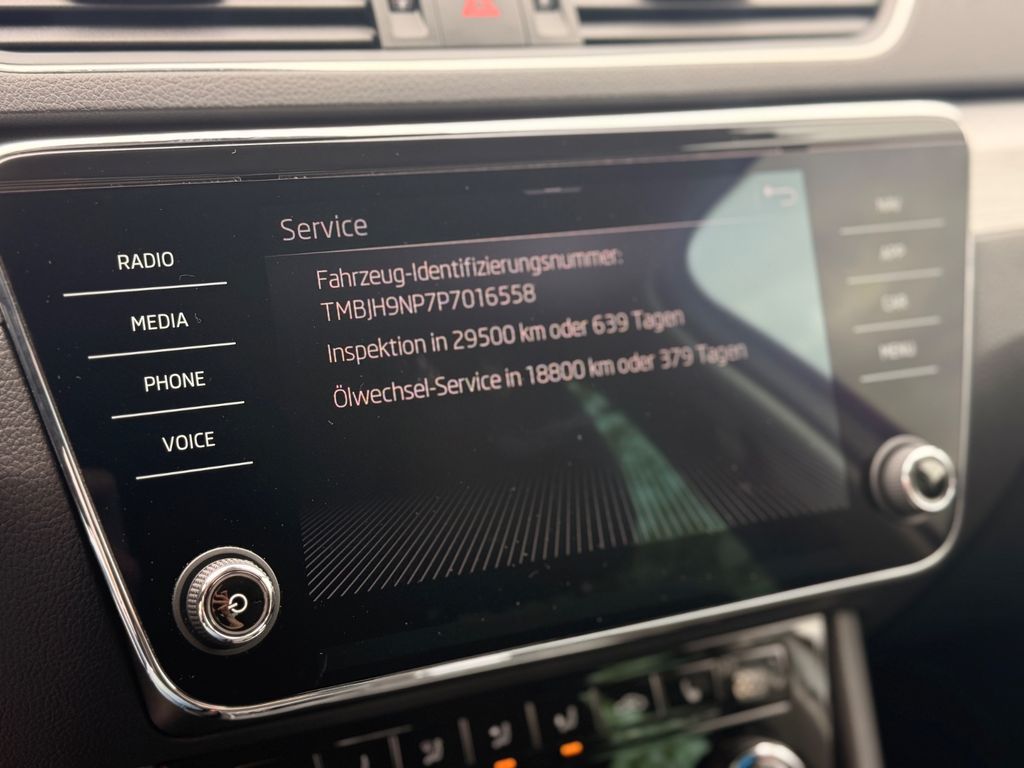 SKODA Superb 2023